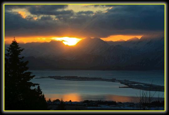 SunreflectioninthebaytakenfromHalcyonHeightsBBInnHomerAlaska